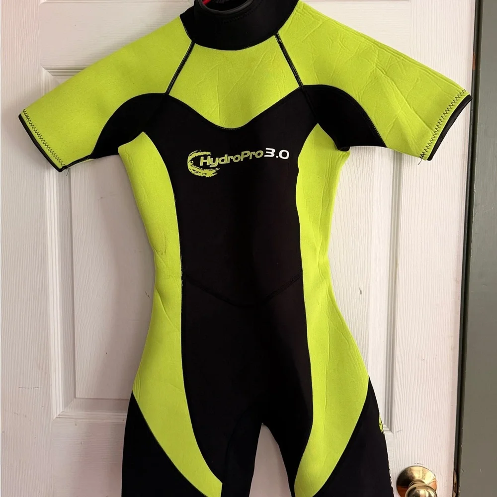 Kids' Neon Green & Black Shorty Wetsuit